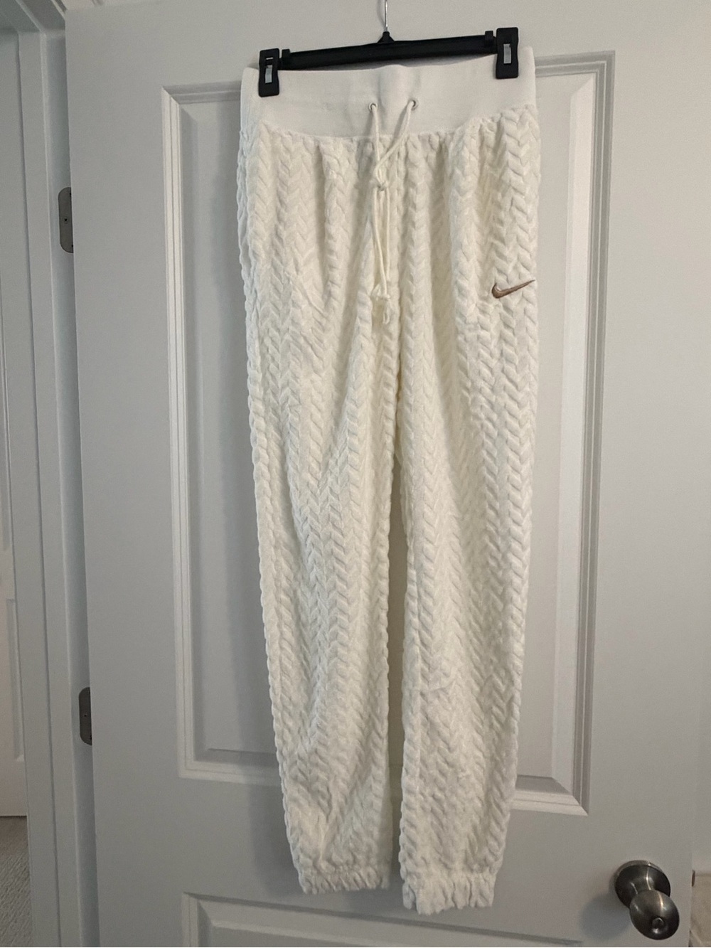 NWOT Nike Cream Textured Plush Joggers with Rose Gold Swoosh